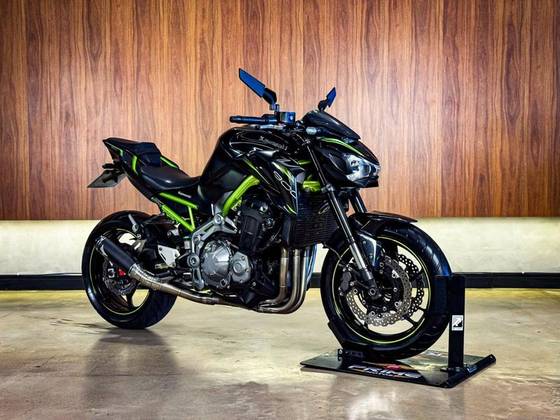 KAWASAKI Z900 